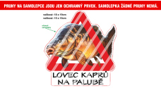 Rybářská samolepka Lovec kaprů na palubě